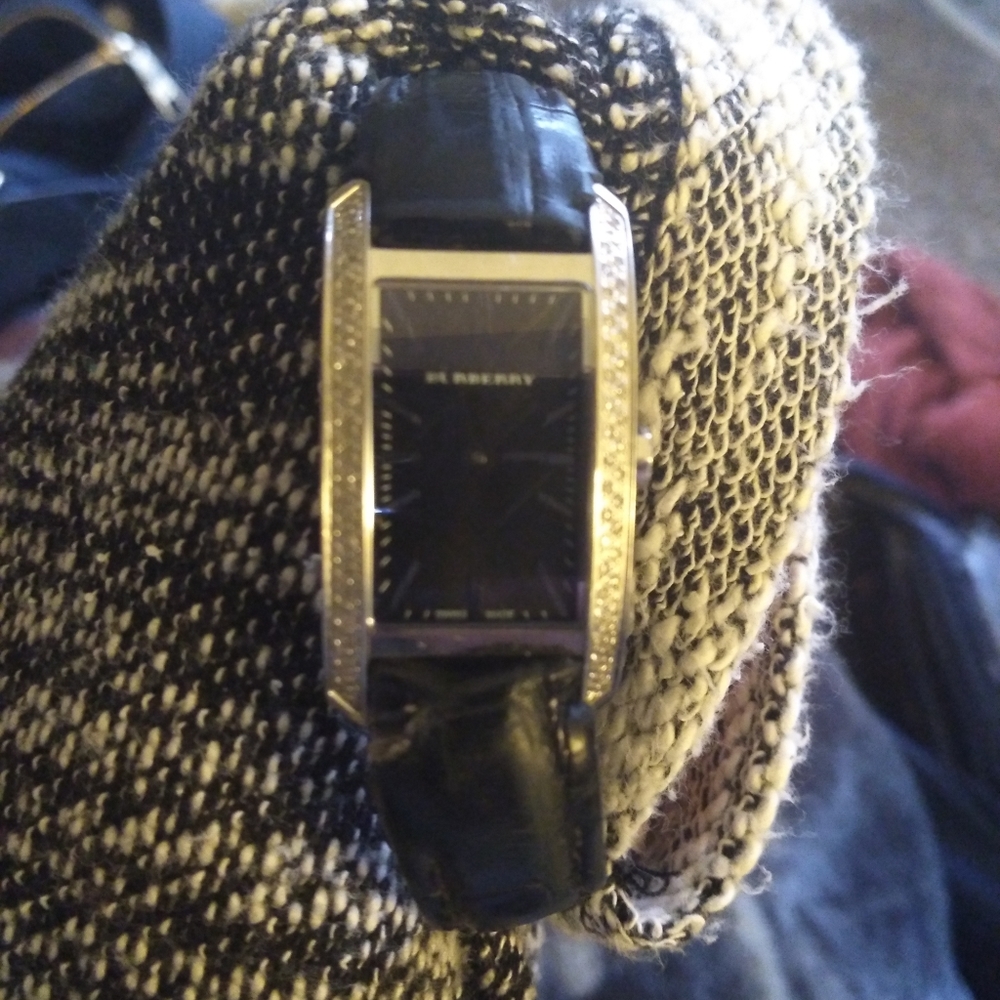 Burberry wmns watch - Picture 4 of 4